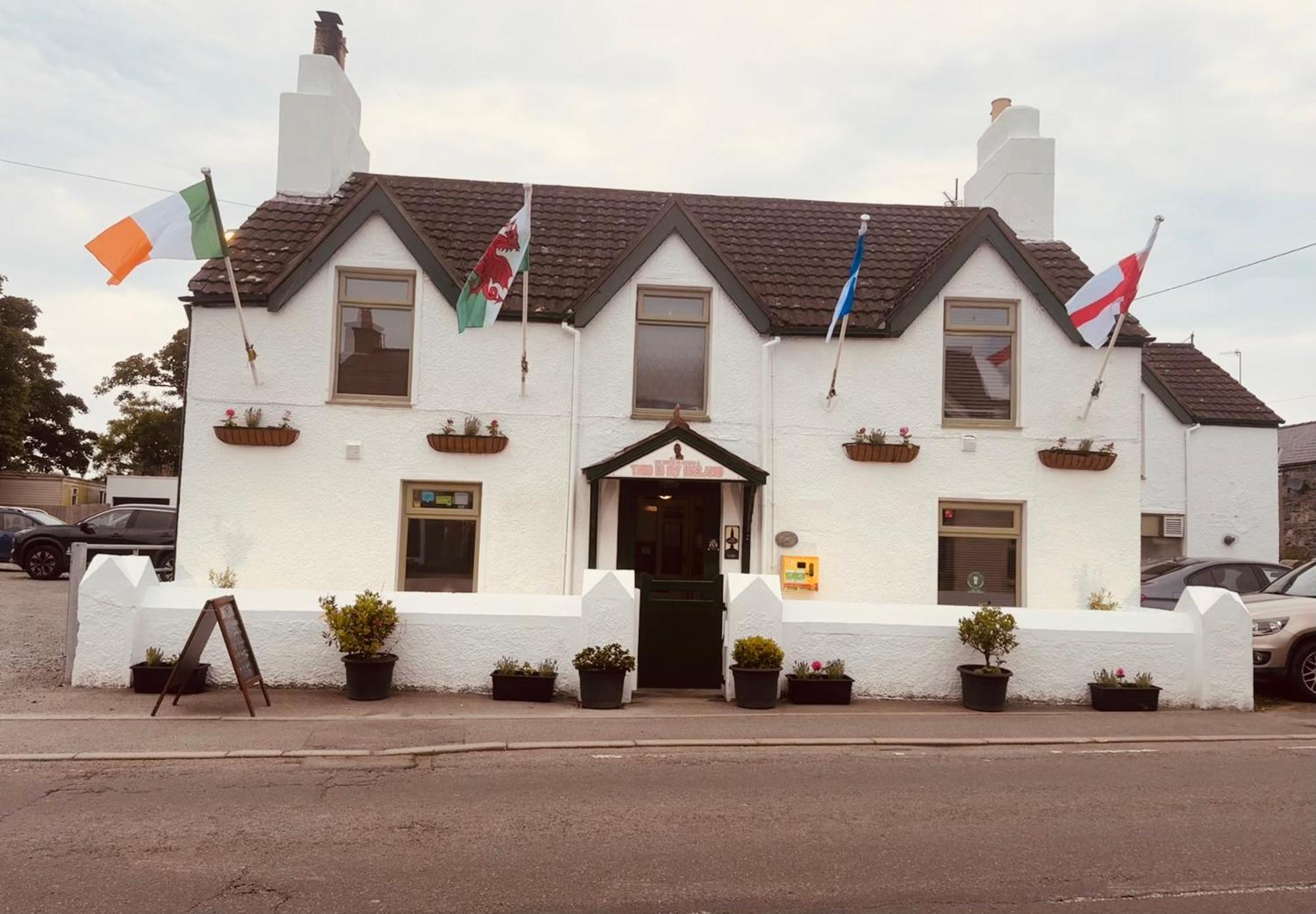 Holland Hotel Llanfachraeth Dış mekan fotoğraf