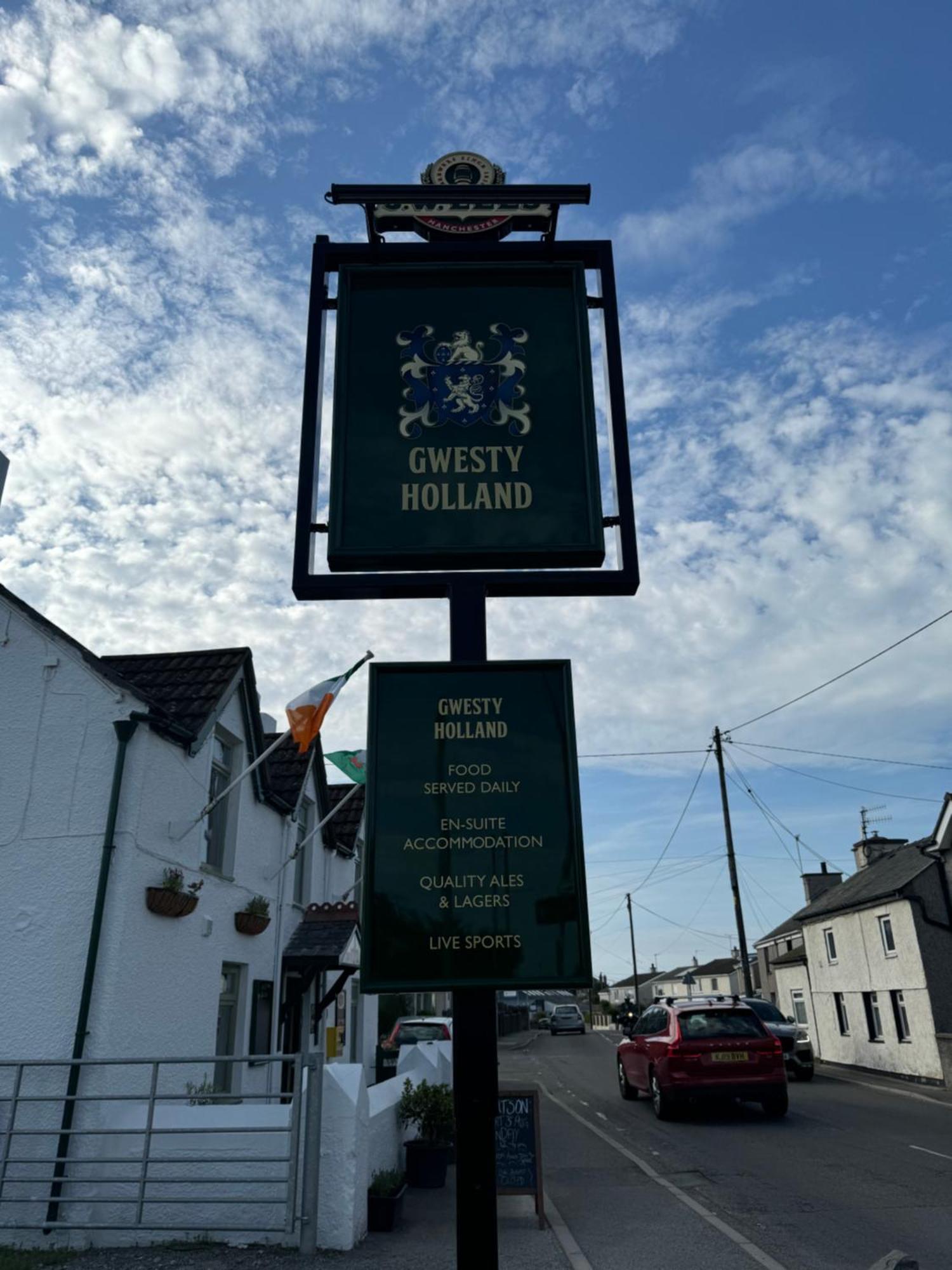 Holland Hotel Llanfachraeth Dış mekan fotoğraf